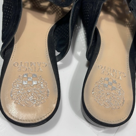 VINCE CAMUTO
Meekel Mules women’s black size 7 - Picture 12 of 13
